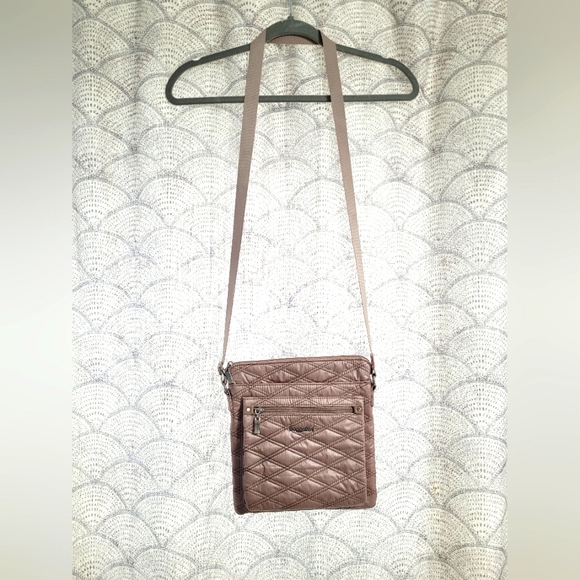 Baggallini Rose Pink Metallic Quilted Crossbody "For Life's Journey" - Picture 2 of 15